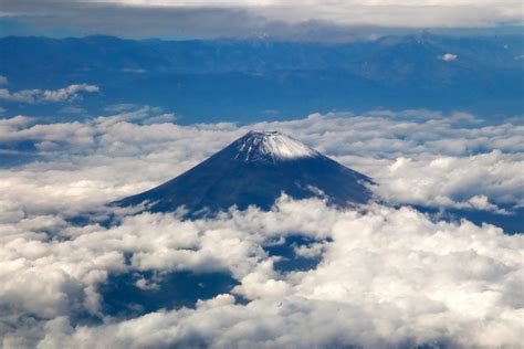 ここでしか見られない絶景！空から見る富士山 Flyteam ニュース