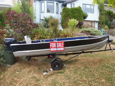 16 Foot Aluminum Boat W Trailer And 99 Hp Envinrude Plus Saanich