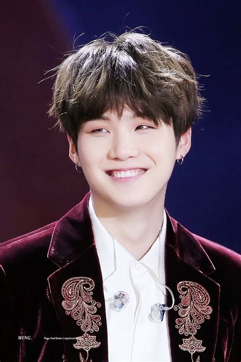 Hình ảnh được Nhúng Yoongi Suga Min Yoongi