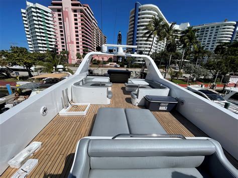 Miami Yacht Rental Vip Boat Rental Miami Beach
