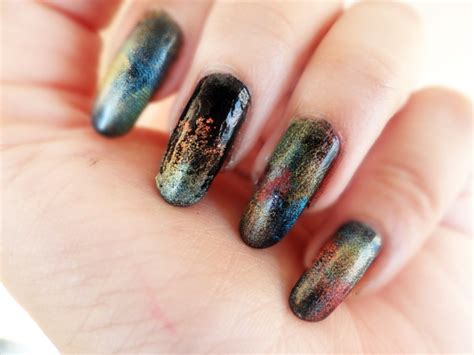Nail Art Using Eye Shadows Tutorial With Step By Step Pictures Deck
