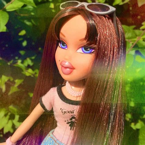 download aesthetic bratz doll straight hair yasmin wallpaper