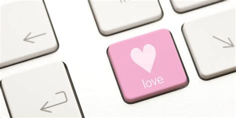 a guide to crafting the perfect online dating profile for single ladies huffpost women