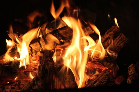 Wallpaper Bonfire Fire Firewood Hd Widescreen High Definition