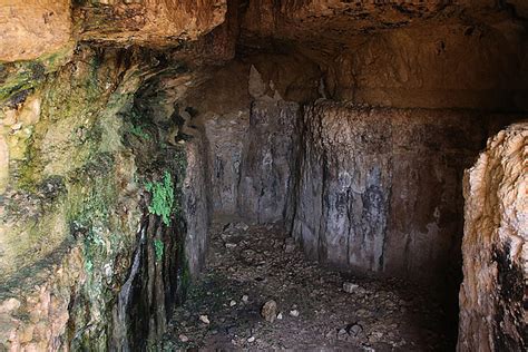 Large Cave Chamber Ancient Caves Iraq Al Amir Art Destination Jordan