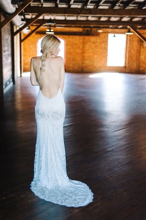 Accessorizing Your Backless or Low Back Wedding Dress ...