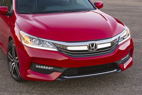 Check spelling or type a new query. 2016 Honda Accord Reviews and Rating | Motor Trend
