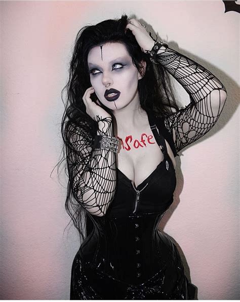 Kristiana Hot Goth Girls Gothic Fashion Black Metal Girl