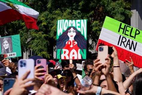 Iran Protests 2022 False Perspectives And False Hopes Evenpolitics