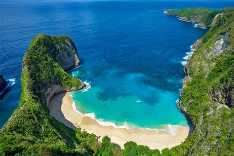 14 Best Beaches In Indonesia Planetware
