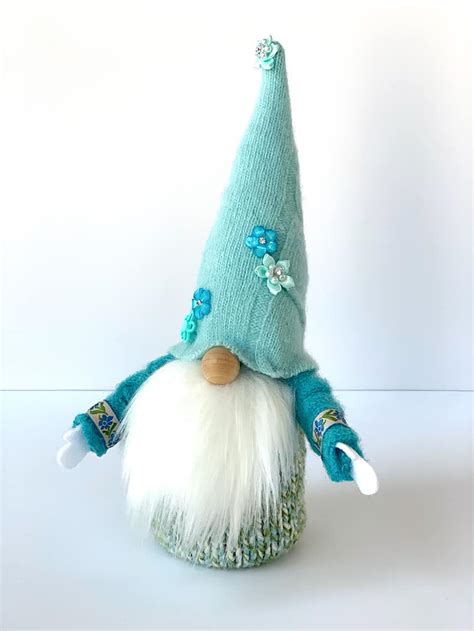 How To Make Easy Diy Gnomes Free Gnome Pattern Bloom