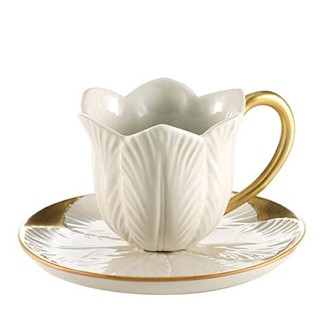 TULIP TEA CUP WITH PLATE WHITE Villari Home Couture Artemest