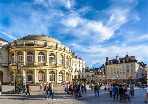Rennes is a city in the east of brittany in northwestern france at the confluence of the ille and the vilaine. Ecole Montessori sur Rennes - La pédagogie Montessori à Rennes