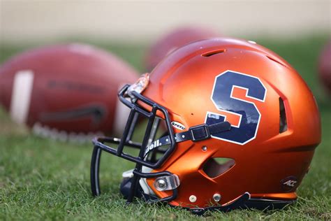 Syracuse football recruiting: 3-star DE Jatius Geer commits to Orange - Troy Nunes Is An 