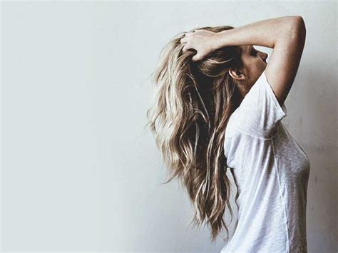 Alopecia areata can affect men, women, children, any race and any hair type or color. Alopecia Universalis: Causes, Treatment, and Regrowth
