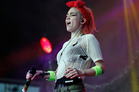 Grimes Claims Several Male Producers Attempted To Blackmail Her Into