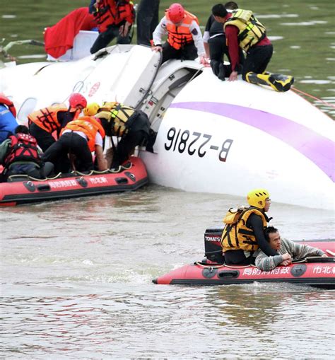 Death Toll Hits 31 In Taiwan Plane Crash With 12 Missing