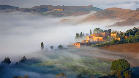 Early Morning Fog In Crete Senesi Italy Bing Gallery