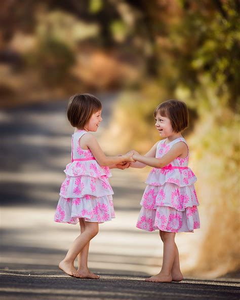 Little Girl Twins Lifestyle Portrait Photography Ideas Identical