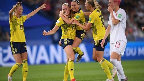 Två minuter senare small det igen, när dilja zomers satte dit inspelet från rytting kaneryd. Television Jamaica on Instagram: "Stina Blackstenius ...