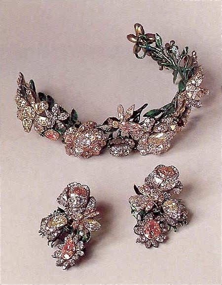 The Romanovs Jewelry ~ The Necklet And Earrings Are Decorated With Gold