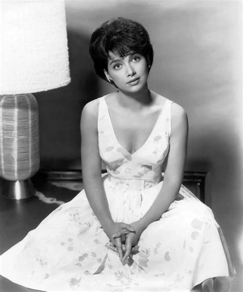 Glamorous Photos Of Suzanne Pleshette In The S Suzanne