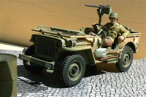 Us Willys Mb Jeep Plastic Model Military Vehicle Kit 135 Scale