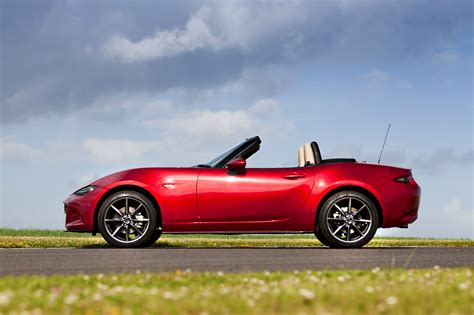 All New Mazda Mx 5 Reviews Why The Critics Cant Get Enough Of 2015s