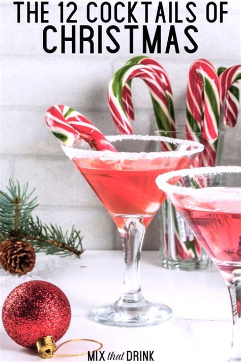 This quick and easy champagne cocktail recipe makes for a simple christmas drink recipe. 12 Boozy Christmas Drinks for Your Holiday | Christmas ...