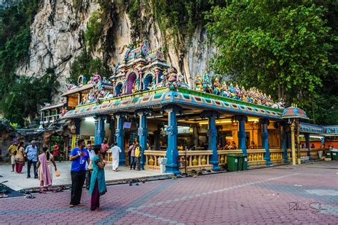 Explore batu caves holidays and discover the best time and places to visit. Exploring the Batu Caves - Capture the Wonders