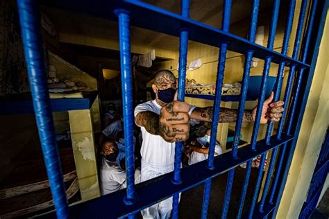 Ms13 Izalco Prison El Salvador Smithsonian Photo Contest