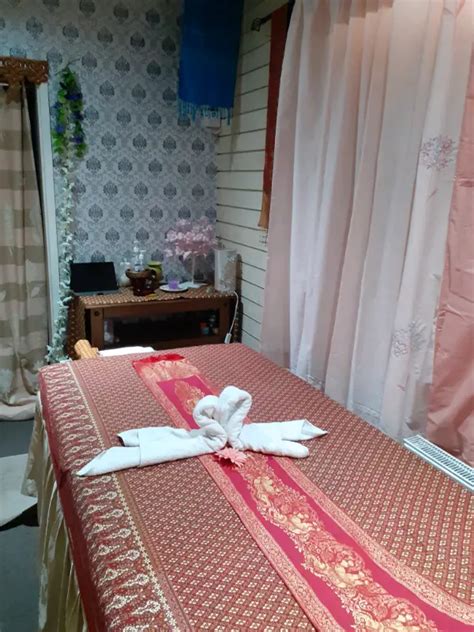 saeng daw thai professional massage tyldesley manchester getlocalmassage