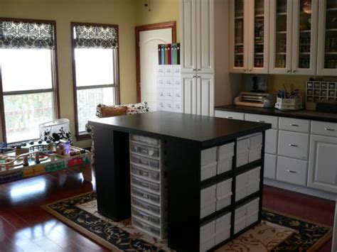 Top 10 craft room design ideas and tips that will inspire you to declutter and organize craft supplies. Beautiful craft room interior design ideas that make work ...