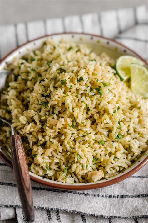 Making the same rice recipes on repeat? Cilantro Lime Brown Rice | Recipe | Brown rice side dish ...
