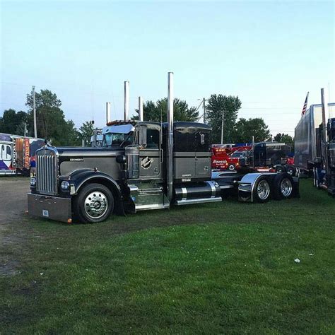 Kw W900a 3axle Kenworth Trucks Classic Trucks Kenworth