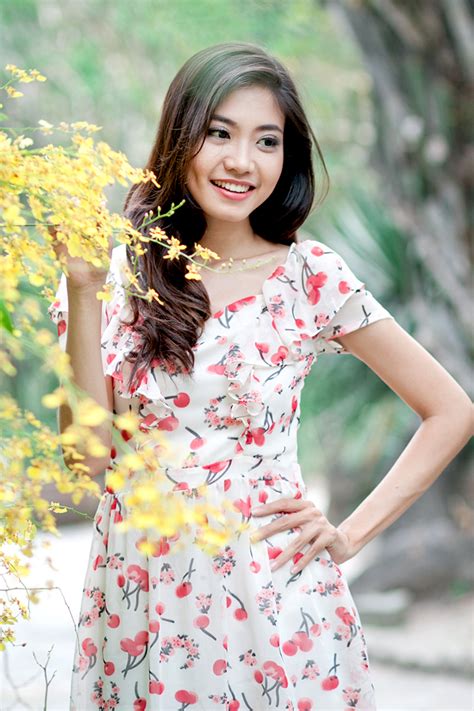 Ninh Hoang Ngan Lost In The Flower Garden Topvn Me