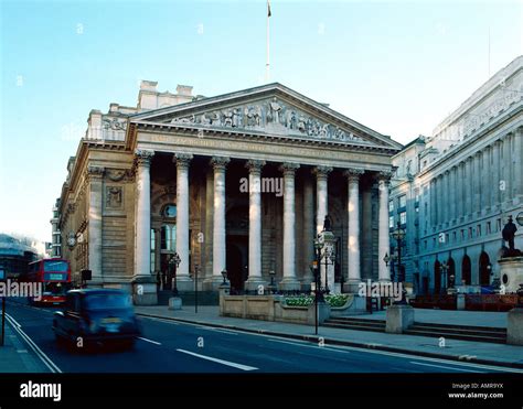 London Stock Exchange Building Hi Res Stock Photography And Images Alamy