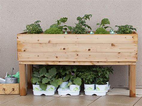 Diy elevated garden box pdf plans (step by step instructions) **** please read***** this is not a finished product. How to Build an Elevated Wooden Planter Box | DIY