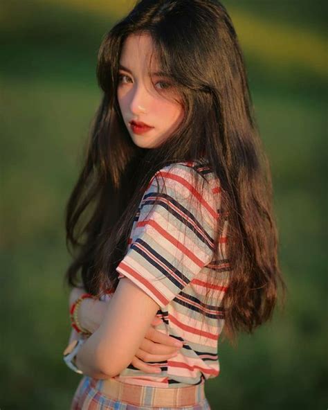 𝑵𝒆𝒘 𝑭𝒂𝒄𝒆 𝑩𝑻𝑺 8𝒕𝒉 𝑴𝑬𝑴𝑩𝑬𝑹 Cute Korean Girl Korean Beauty Girls Korean Girl Photo