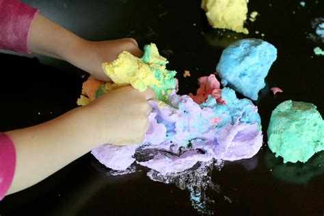 15 Ways To Play With Cornstarch Cornflour Crafts For Kids Kids