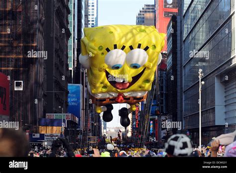 Spongebob Squarepants Balloon Parade