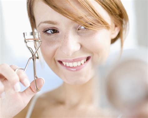 Learn methods of removing eyelash extensions. Quick Question: How Often Do You Use Your Eyelash Curler ...