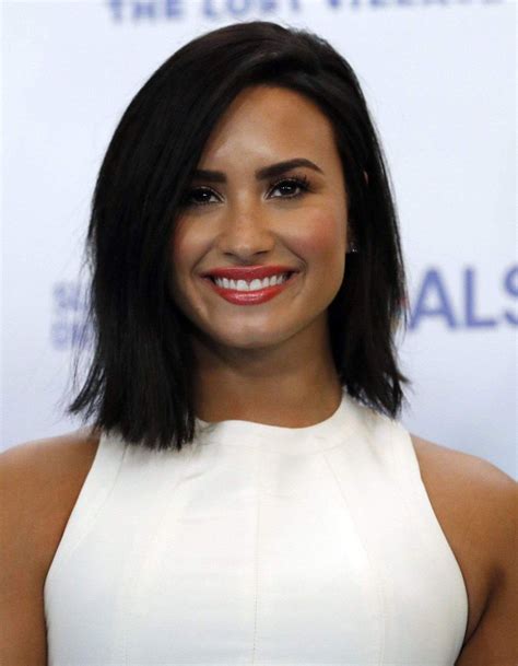 Pinterest Pindemi Trendy Hairstyles Bob Hairstyles Demi Lovato