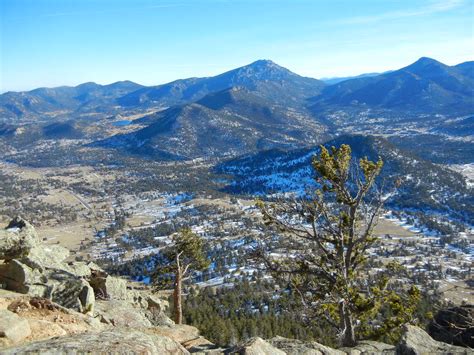 Enjoy your lodging getaway, minutes from the rocky mountain national park entrance, and from downtown estes park. Spectacular Winter Hikes in Rocky Mountain National Park ...