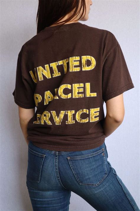 Vintage Brown Ups Large Print Tee Medium Short Sleeve Shirts Ebay