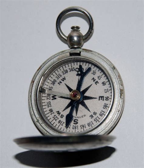 Genuine Vintage Wwii Era Us Marked Wittnauer Compass Free Etsy Canada