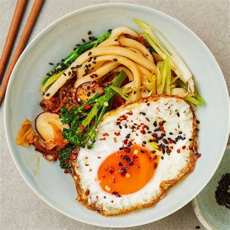 Kimchi Sesame Udon Noodles Recipe In 2021 Carrot And