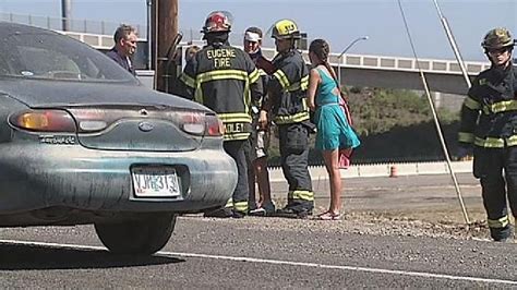 3 car crash causes delays on beltline kval