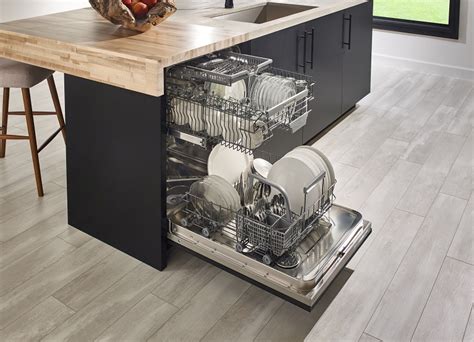 Proper loading of items can affect drying. Why is Your Dishwasher Not Drying Dishes Properly ...