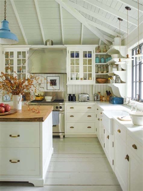 A Charming Mill Valley Farmhouse Exudes Hudson Valley Charm By